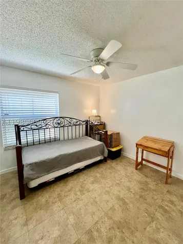 2102 NW 193rd Avenue Pembroke Pines FL 33029