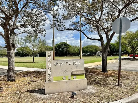 2102 NW 193rd Avenue Pembroke Pines FL 33029