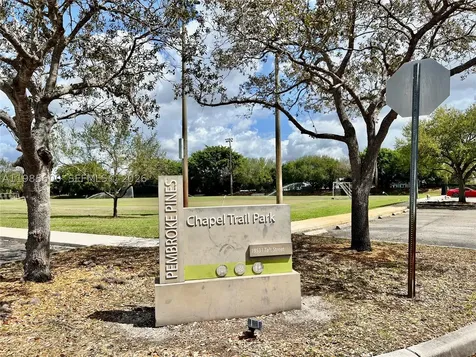2102 NW 193rd Avenue Pembroke Pines FL 33029
