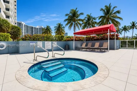 3675 N Country Club Drive Aventura FL 33180