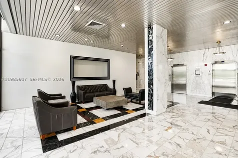 3675 N Country Club Drive Aventura FL 33180