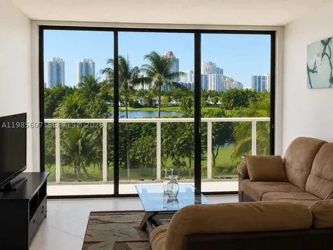 3675 N Country Club Drive Aventura FL 33180
