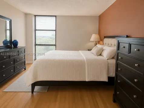 3675 N Country Club Drive Aventura FL 33180