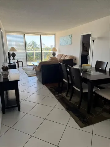 3675 N Country Club Drive Aventura FL 33180
