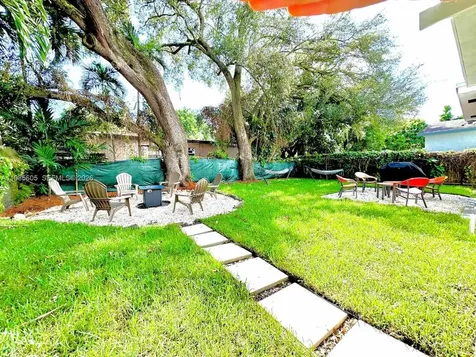 412 NW 95th Street Miami FL 33150
