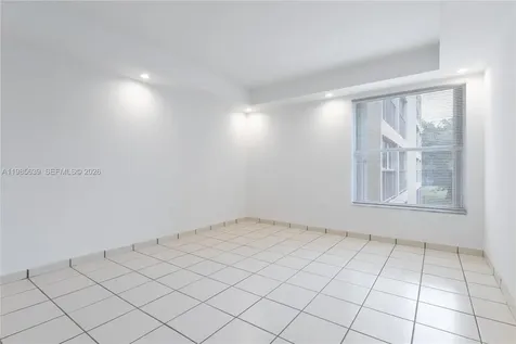 9405 W Flagler Street Miami FL 33174