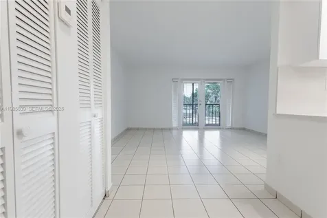9405 W Flagler Street Miami FL 33174