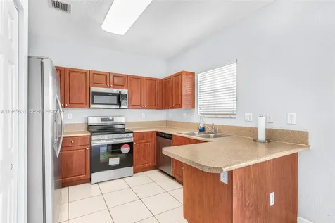 22424 SW 89th Path Cutler Bay FL 33190