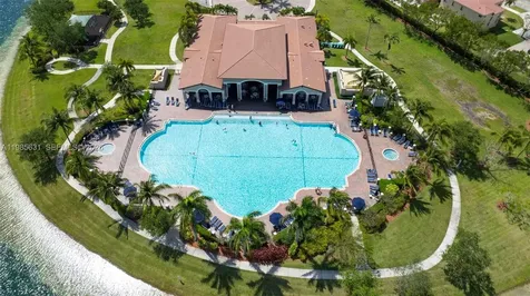 22424 SW 89th Path Cutler Bay FL 33190