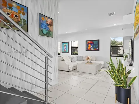 8281 NW 48th Terrace Doral FL 33166