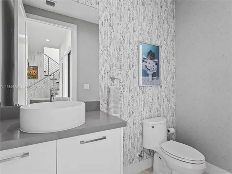 8281 NW 48th Terrace Doral FL 33166