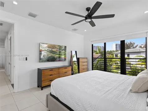 8281 NW 48th Terrace Doral FL 33166