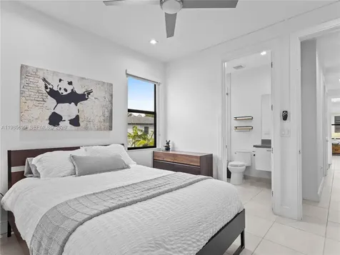 8281 NW 48th Terrace Doral FL 33166