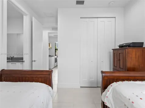 8281 NW 48th Terrace Doral FL 33166