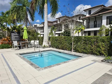 8281 NW 48th Terrace Doral FL 33166