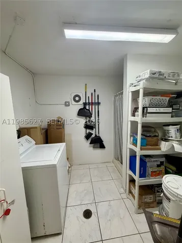 4537 W Broward Boulevard Plantation FL 33317