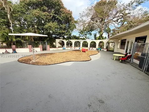 4537 W Broward Boulevard Plantation FL 33317
