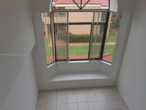 15495 N Miami Lakeway N Miami Lakes FL 33014