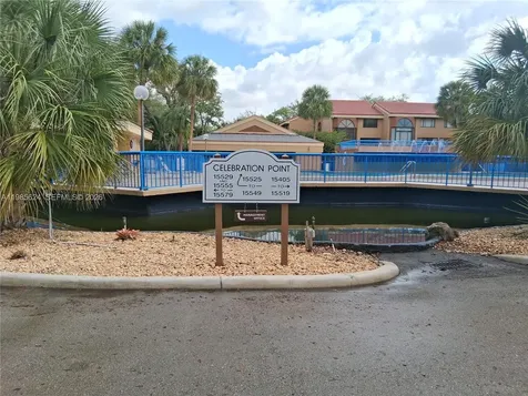 15495 N Miami Lakeway N Miami Lakes FL 33014