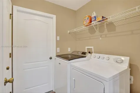 2707 NE 5th Avenue Other City - In The State Of Florida FL 33909