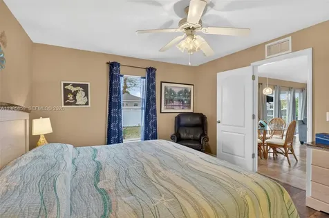 2707 NE 5th Avenue Other City - In The State Of Florida FL 33909