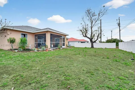 2707 NE 5th Avenue Other City - In The State Of Florida FL 33909