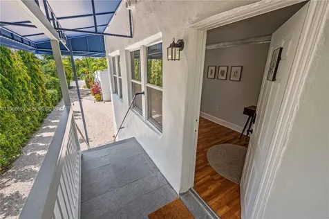1337 SW 15th Street Miami FL 33145