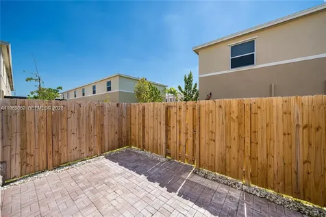 495 NE 5th Lane Florida City FL 33034