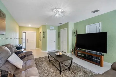 495 NE 5th Lane Florida City FL 33034