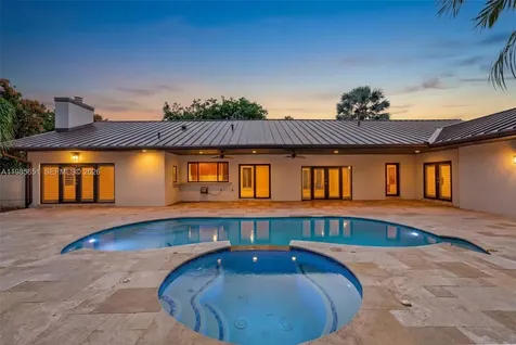 8263 SW 160th Street Palmetto Bay FL 33157