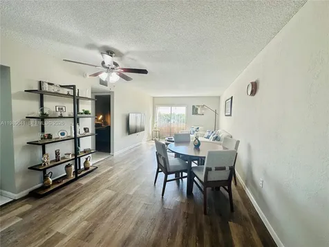17530 NW 68th Avenue Hialeah FL 33015