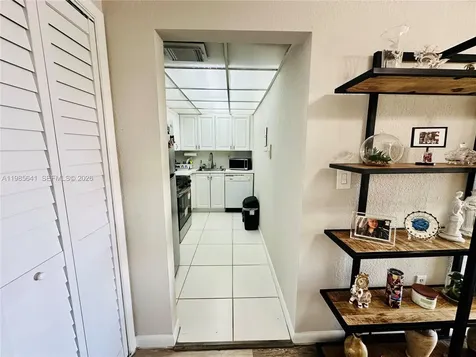 17530 NW 68th Avenue Hialeah FL 33015