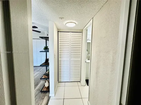 17530 NW 68th Avenue Hialeah FL 33015