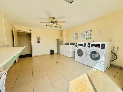 17530 NW 68th Avenue Hialeah FL 33015
