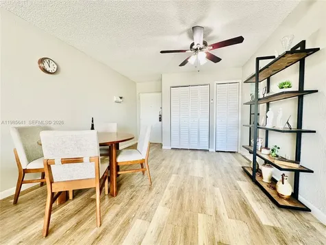17530 NW 68th Avenue Hialeah FL 33015