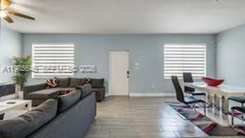 2712 NW 7th Court Fort Lauderdale FL 33311