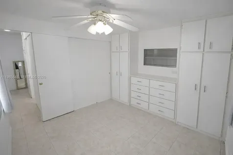 2260 SW 85th Way Davie FL 33324