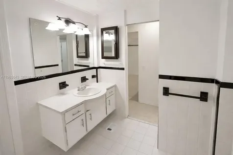 2260 SW 85th Way Davie FL 33324