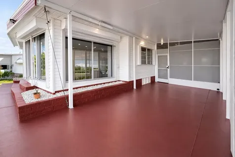 2260 SW 85th Way Davie FL 33324