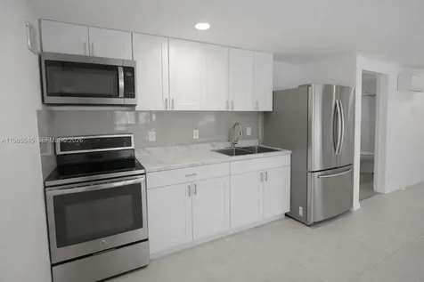 2260 SW 85th Way Davie FL 33324