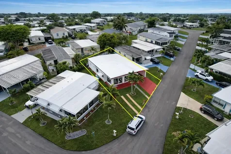 2260 SW 85th Way Davie FL 33324