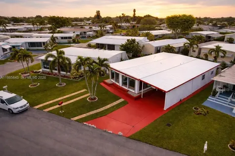 2260 SW 85th Way Davie FL 33324