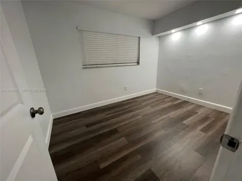 8635 NW 8th Street Miami FL 33126