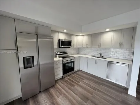 8635 NW 8th Street Miami FL 33126