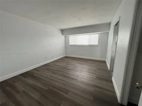 8635 NW 8th Street Miami FL 33126