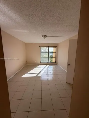 9180 Fontainebleau Boulevard Miami FL 33172