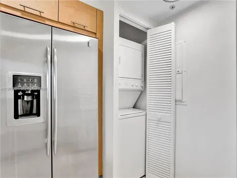 31 SE 5th Street Miami FL 33131