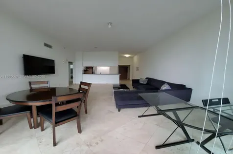31 SE 5th Street Miami FL 33131