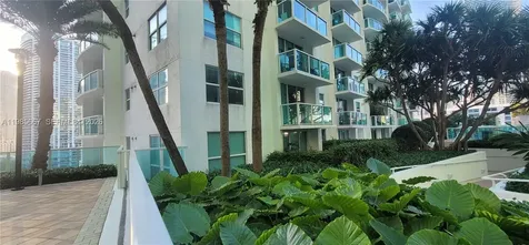 31 SE 5th Street Miami FL 33131