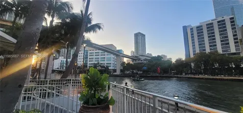 31 SE 5th Street Miami FL 33131
